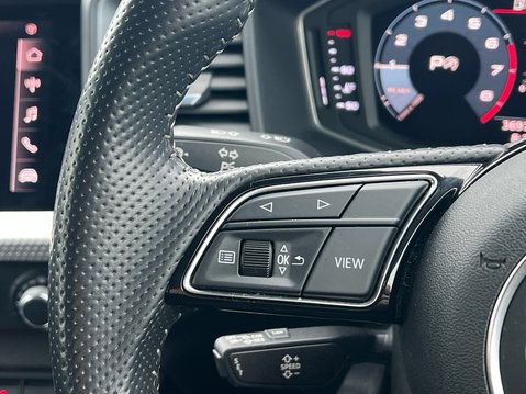 Audi A1 SPORTBACK TFSI S LINE 28