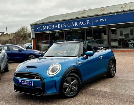 Mini Convertible 2.0 Cooper S Classic 2dr 1