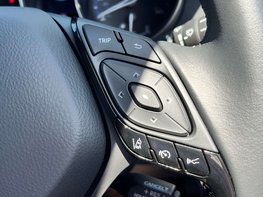 Toyota C-HR 1.8 C-HR Icon HEV CVT 5dr 50