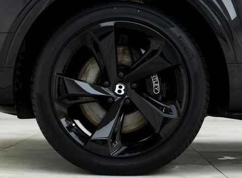 Bentley Bentayga V8 8