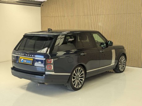 Land Rover Range Rover 3.0 Range Rover Autobiography Auto 4WD 5dr 22