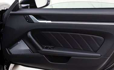 Porsche 911 Turbo (992) 20