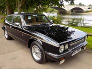 Reliant Scimitar GTE SE6a 1