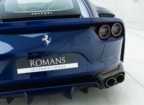 Ferrari 812 Superfast 27