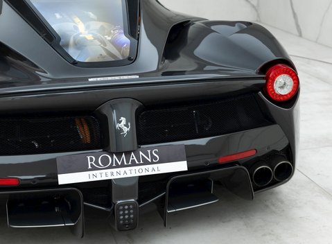 Ferrari LaFerrari 22