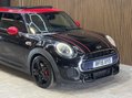 Mini Hatch 2.0 John Cooper Works Auto 3dr 21