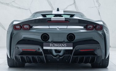 Ferrari SF90 Stradale ASSETTO FIORANO 10