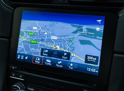 Porsche 911 Carrera 4 GTS (991.2) 22