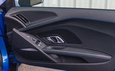 Audi R8 V10 Plus 19