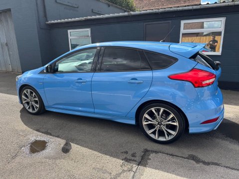 Ford Focus ST-LINE TDCI 9