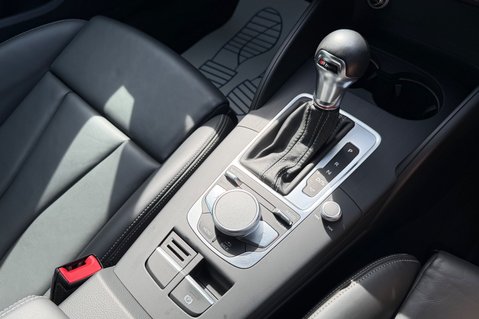 Audi S3 QUATTRO 3 DOOR - APPLE CAR PLAY - VIRTUAL COCKPIT -2 OWNERS -FULL SERVICE H 11