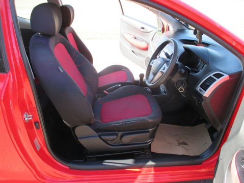 Hyundai i20 1.2 Comfort Euro 4 3dr 23
