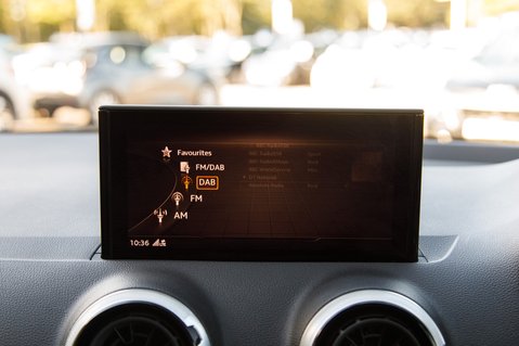Audi Q2 TFSI S LINE 20