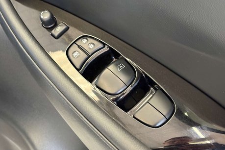 Nissan LEAF 40kWh N-Connecta Hatchback 5dr Electric Auto (150 ps) 53