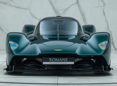 Aston Martin Valkyrie 7