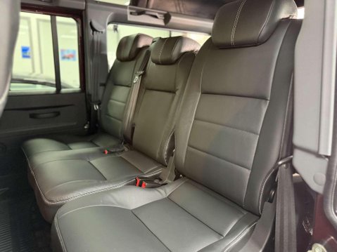 Land Rover Defender 2.2 TDCi XS Station Wagon Double Cab 5dr Diesel Manual 4WD MWB Euro 5 (122 66
