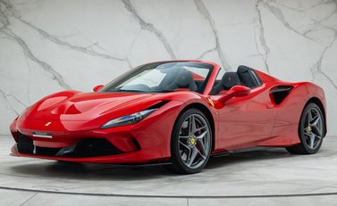 Ferrari F8 SPIDER 1