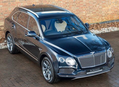 Bentley Bentayga V8 8