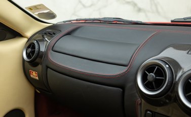 Ferrari F430 Coupe Manual 20