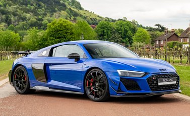 Audi R8 GT 2