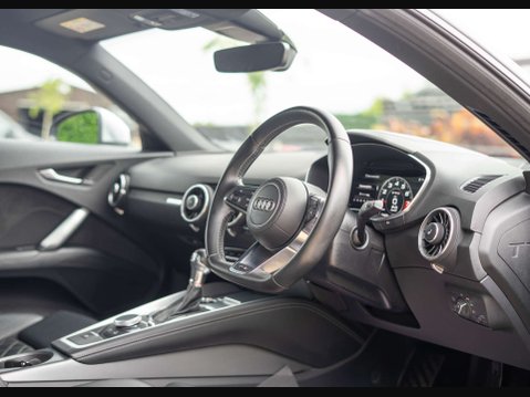 Audi TT 2.0 TTS TFSI Quattro Semi-Auto 4WD 3dr 31