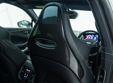 Aston Martin DBX 707 20