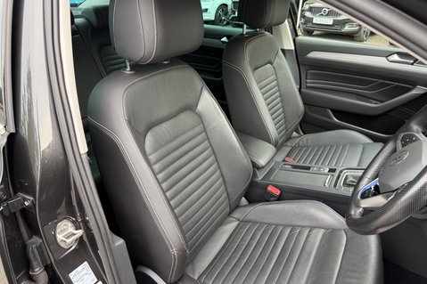 Volkswagen Passat GTE DSG - VAT Q - 1 OWNER - PLUG IN HYBRID - 3 IN STOCK 14