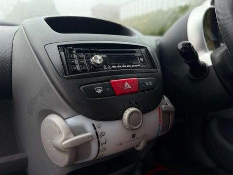 Peugeot 107 1.0 107 Urban Move 3dr 16