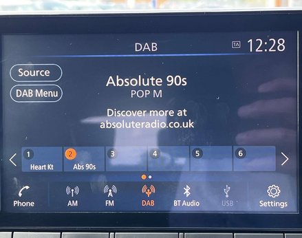 Nissan Juke 1.0 Juke Tekna DiG-T 5dr 38