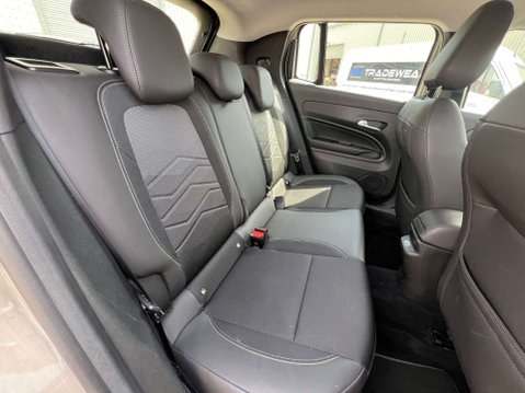 Jeep Avenger 1.2 Avenger Altitude 5dr *NATIONAL DELIVERY* 25