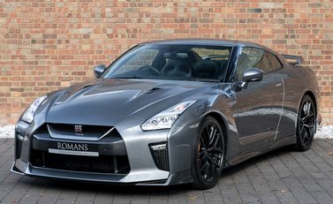 Nissan GT-R Prestige 6