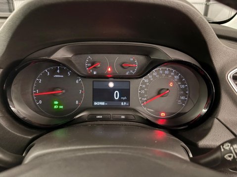 Vauxhall Grandland X 1.2 Turbo SE Euro 6 (s/s) 5dr 10
