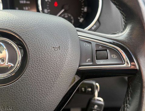 Skoda Yeti 2.0 Yeti Outdoor Laurin & Klement TDI SCR 4x4 4WD 5dr 15