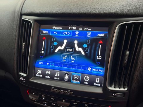Maserati Levante 3.0 V6 GranSport Nerissimo SUV 5dr Petrol ZF 4WD Euro 6 (s/s) (350 ps) 30