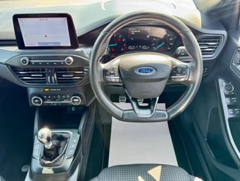 Ford Focus 1.0T EcoBoost ST-Line X Euro 6 (s/s) 5dr