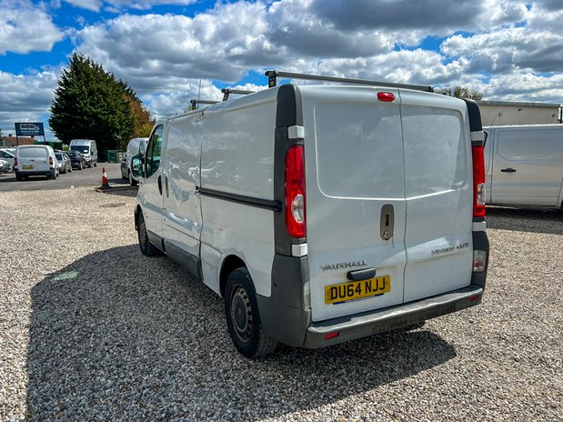 Vauxhall Vivaro LWB L2H1 Low Roof 2900 8