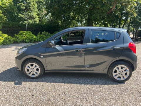 Vauxhall Viva 1.0i SE Euro 6 5dr 4
