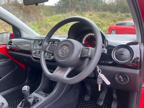 Volkswagen Up 1.0 Move Up 3dr 19