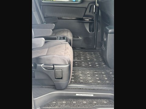 Toyota Alphard 2.4 HYBRID 20