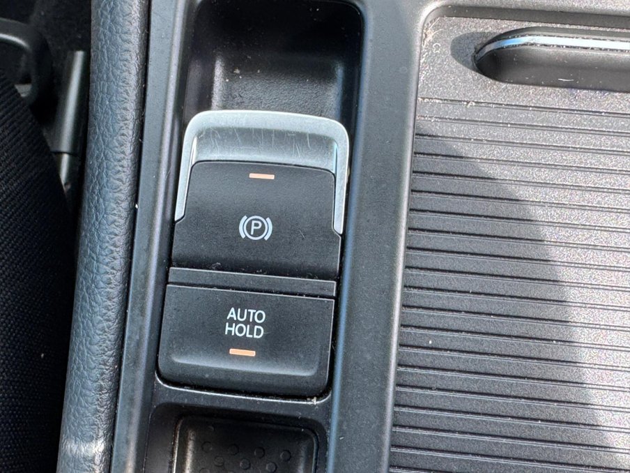 2019 Volkswagen Golf — image 33