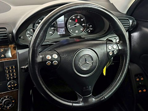 Mercedes-Benz C Class C180 KOMPRESSOR CLASSIC SE AUTOMATIC 15