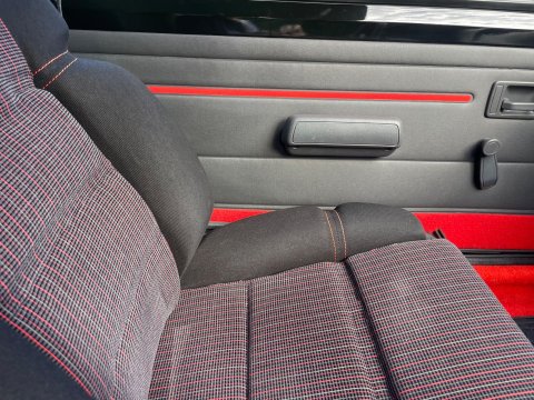 Peugeot 205 1.6 GTi Hatchback 3dr Petrol Manual (105 bhp) 17