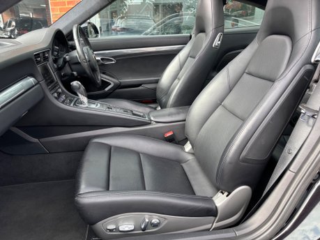 Porsche 911 3.4 991 Carrera 4 Black Edition Coupe 2dr Petrol PDK 4WD Euro 6 (350ps) 10