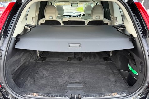 Volvo XC90 RECHARGE T8 ULTIMATE AWD - BLOND LEATHER - VAT QUALIFYING 68