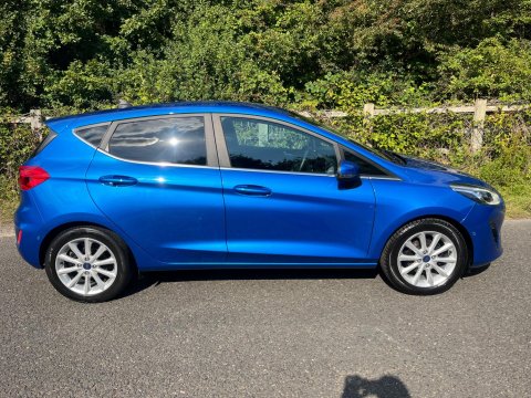 Ford Fiesta TITANIUM 6