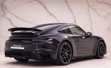 Porsche 911 Turbo S (992) 7