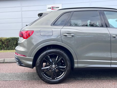 Audi Q3 1.5 TFSI CoD 35 S line S Tronic Euro 6 (s/s) 5dr 14