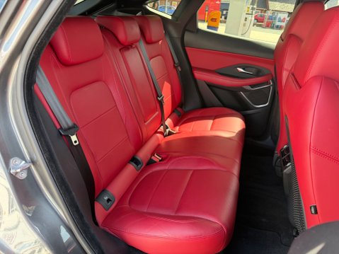 Jaguar E-Pace R-DYNAMIC HSE 5