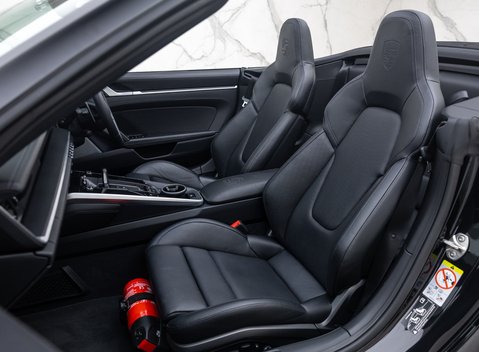 Porsche 911 Turbo S Cabriolet (992) 22