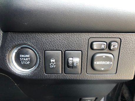 Toyota Rav 4 D-4D INVINCIBLE 70,000, 2 owners, towbar, AC, 21